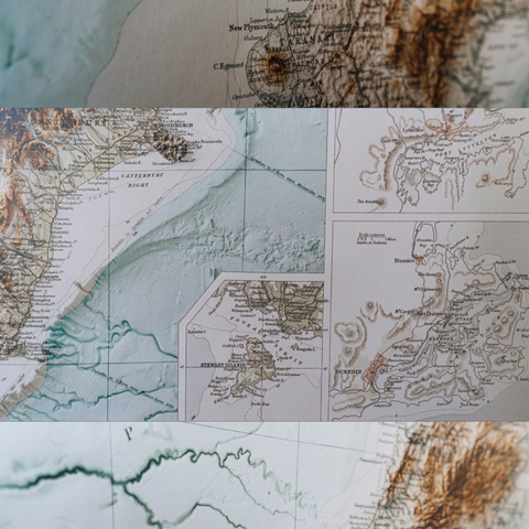 New Zealand Map - Reproduction of Vintage 1922 Atlas Map